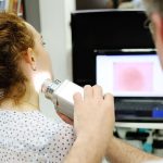 Bij jongvolwassenen is melanoom de op een na meest voorkomende vorm van kanker